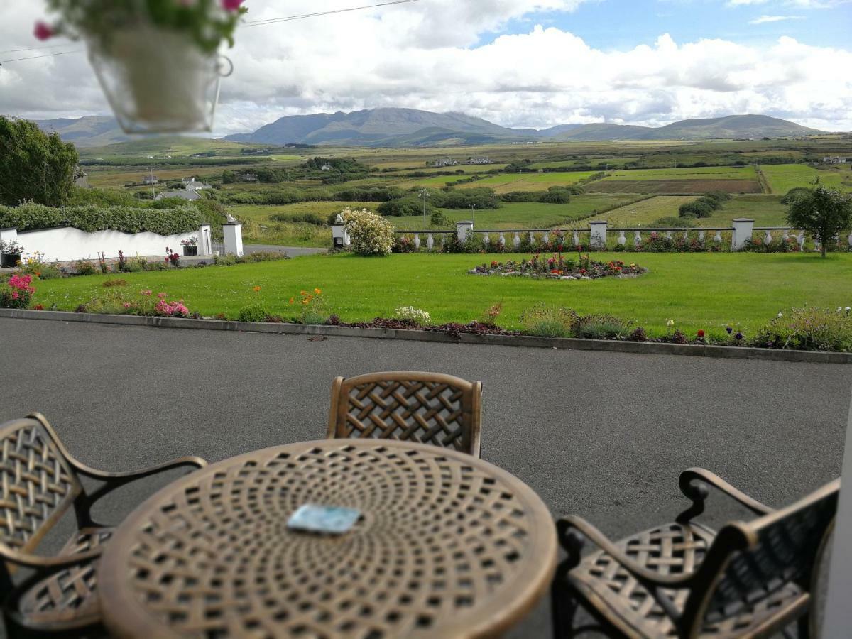 ルイスバーグ ザ スリー アーチーズ Bed & Breakfast エクステリア 写真